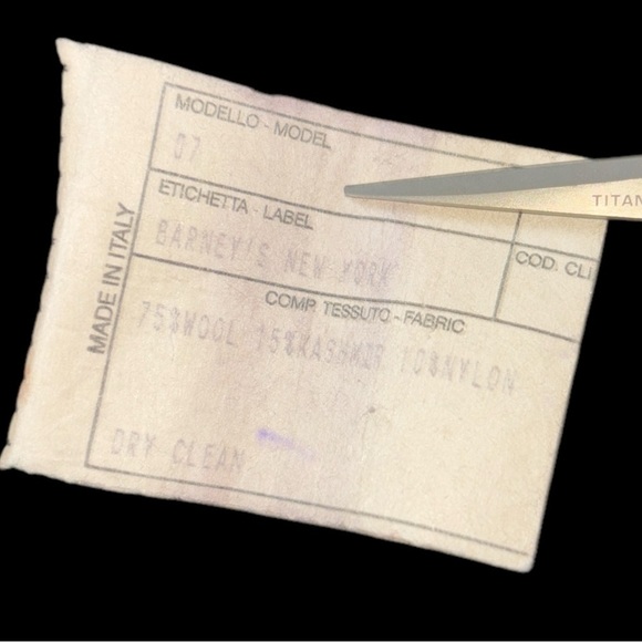 Barney’s NY Vintage Wool/Cashmere Coat, Detachable Faux Fur Collar, 42 (US S) - Picture 12 of 12